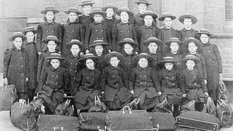 The Home Children program ran until 1939.
The Immigration of Home Children was named a National Historic Event in 1999. In 2010, it was proclaimed to be The Year Of the British Home Child.
While the UK, Australia has apologized for the program, Canada has not.

🧵11/12