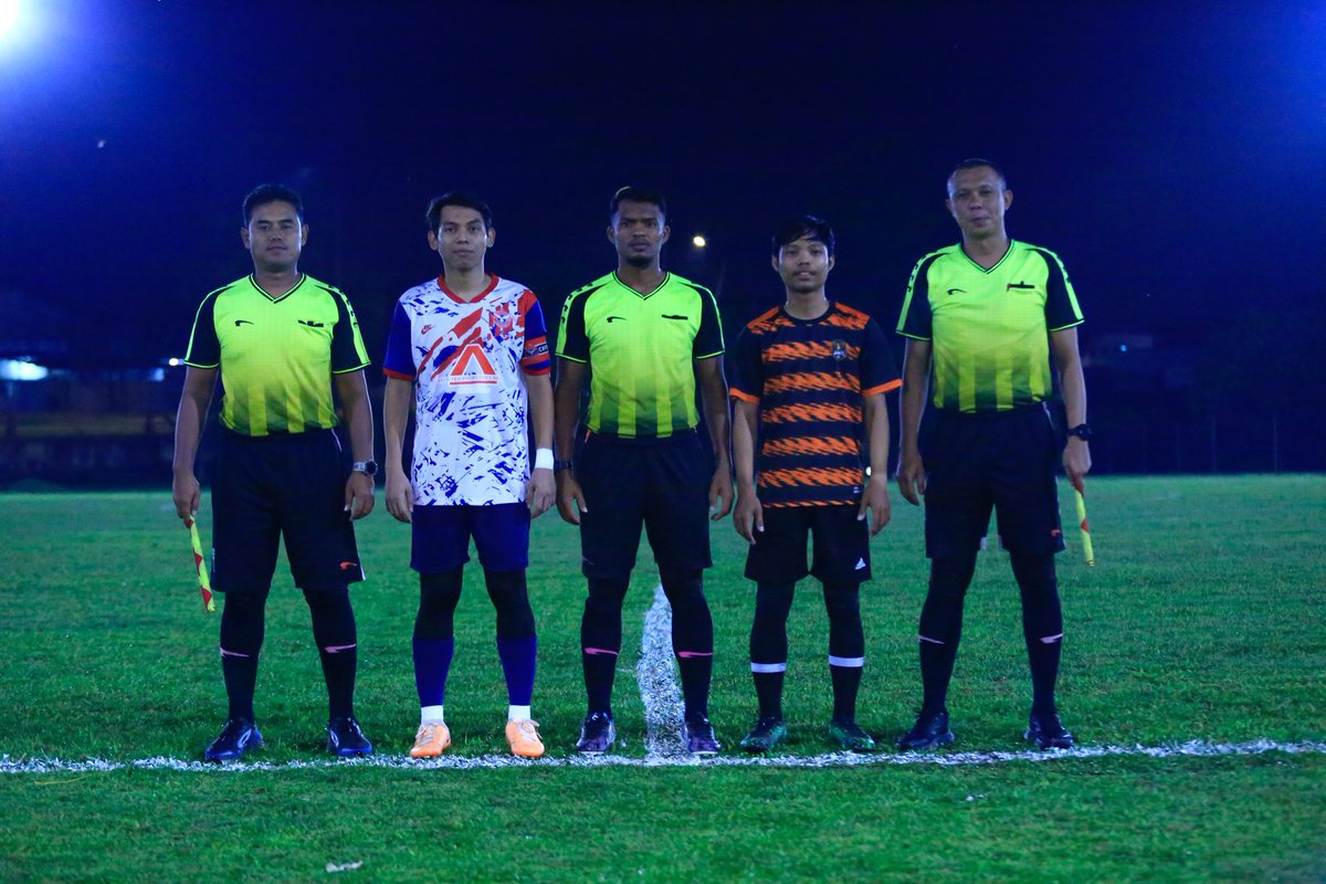 pghornetsfc's tweet photo. Galeri aksi-aksi perlawanan Keris Emas Community Premier League 2024 antara Pasir Gudang Hornets FC menentang Fusion City FC di Padang IKM Johor Bahru. 

#HalaHornets https://t.co/Nquben3IFw