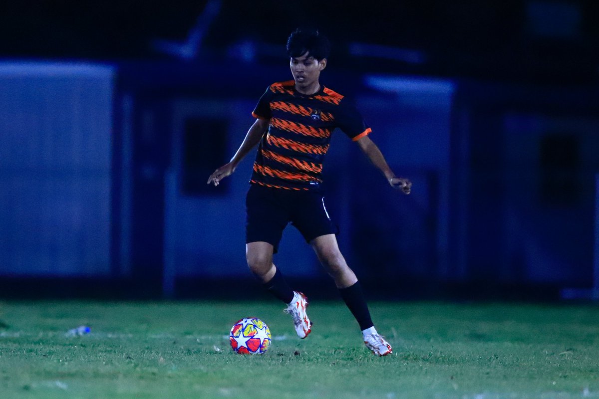 pghornetsfc's tweet photo. Galeri aksi-aksi perlawanan Keris Emas Community Premier League 2024 antara Pasir Gudang Hornets FC menentang Fusion City FC di Padang IKM Johor Bahru. 

#HalaHornets https://t.co/Nquben3IFw