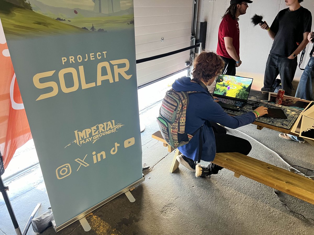 _ProjectSolar_'s tweet image. We had a blast at GGX! A big thanks to all who tried our game and gave us some great feedback!

#ggx #gothenburggamingexperience #projectsolar #ringön #gamingevent #puzzles