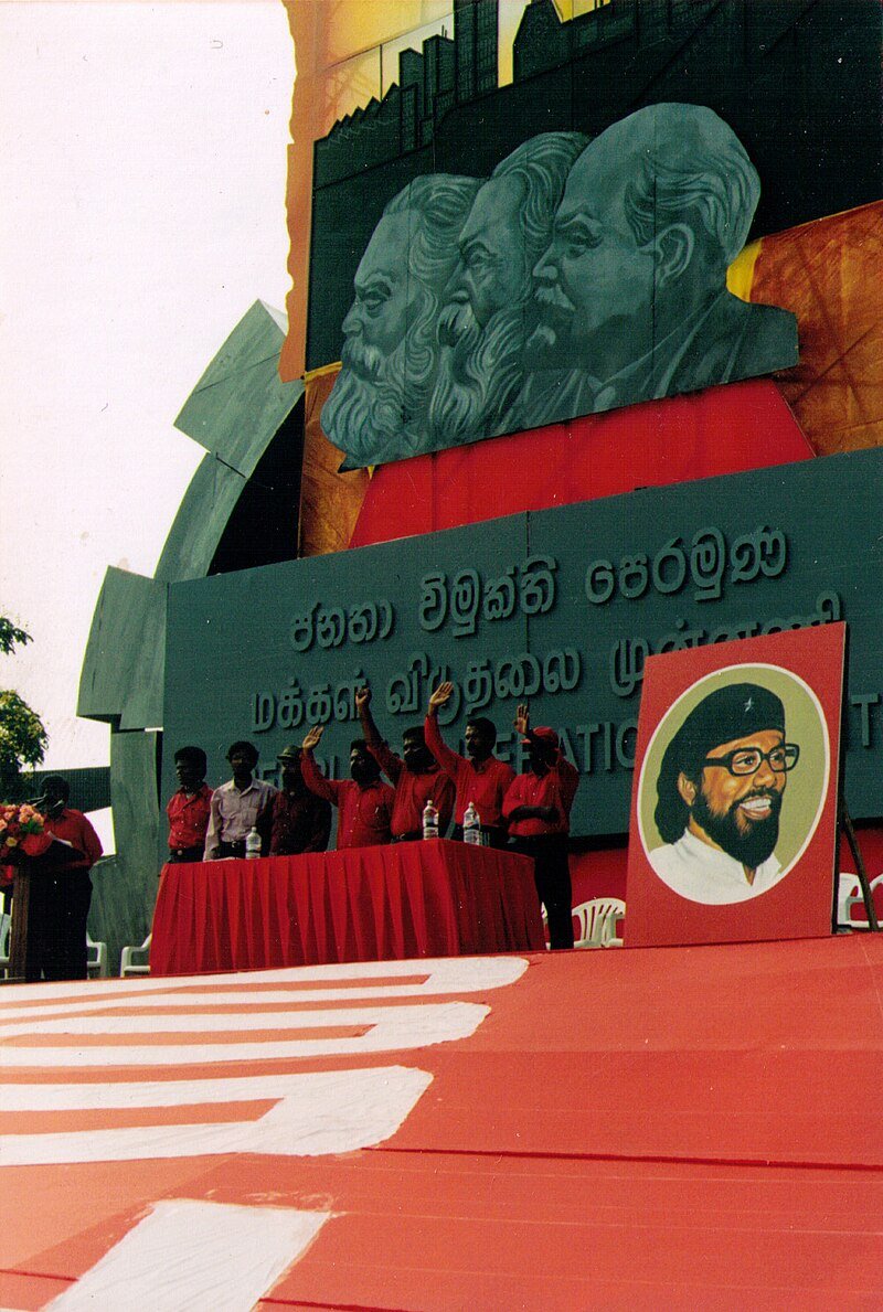 rohanarezel's tweet photo. Sri Lanka just elected a Marxist–Leninist as President.
For 76 years since independence, the Sri Lanka had been ruled by either the centre-right UNP or the centrist SLFP.
But the 2022 economic crisis fuelled the popular desire to end the two-party system.
🧵
#PressPollSL https://t.co/Fpb116aZtA