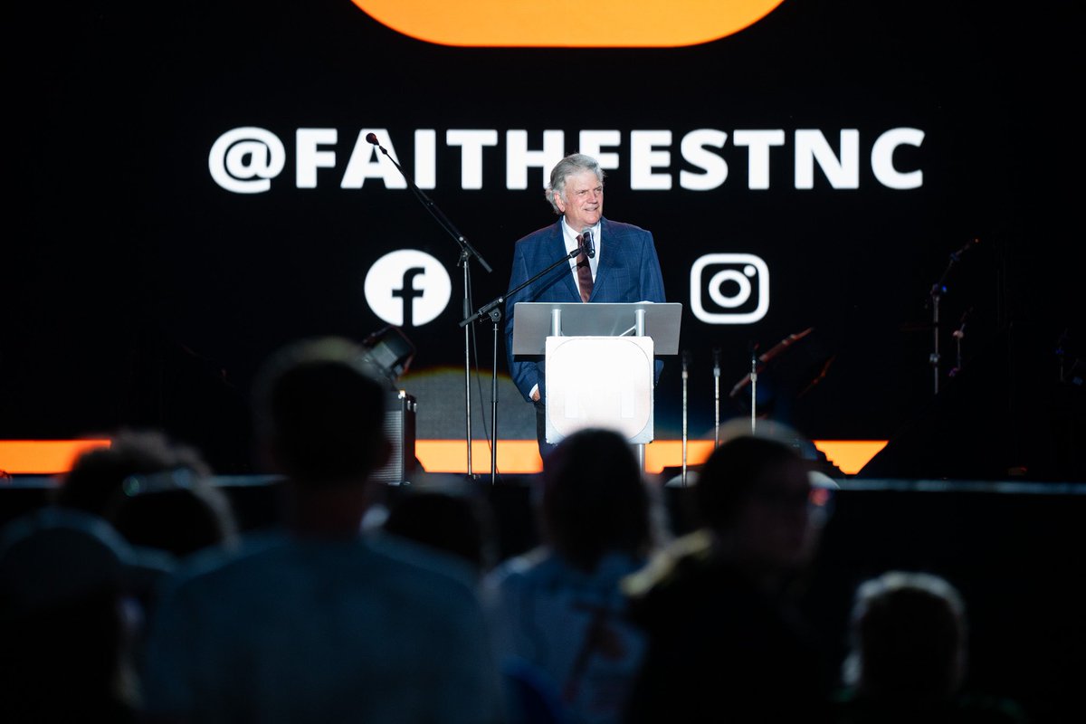 Franklin Graham tweet media