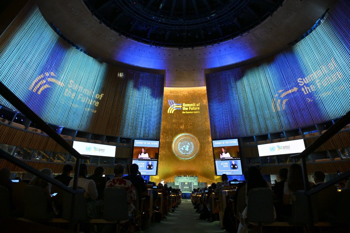 Digital technologies are embedded in our daily lives.

Yet, 2.6 billion people are still offline and risk being behind.

The #SummitOfTheFuture is a chance to reach an inclusive, safe and human-centered digital future for all.