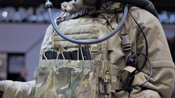 top_force's tweet photo. #COS 🇫🇷 Les #Forces_Spéciales seront bientôt dotées de nouveaux gilets pare-balles « polyvalents » #G3P https://t.co/Hm399zXX8v https://t.co/jKXYtk95St