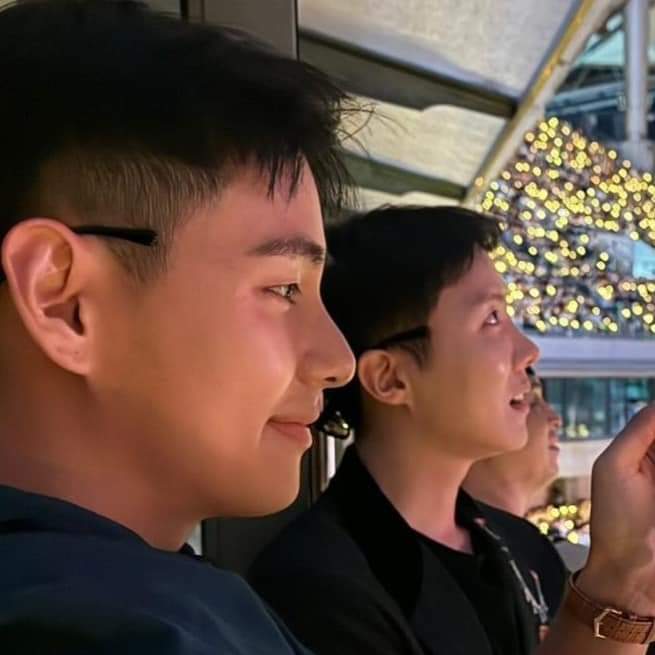 MY VHOPE 😭😭😭😭😭