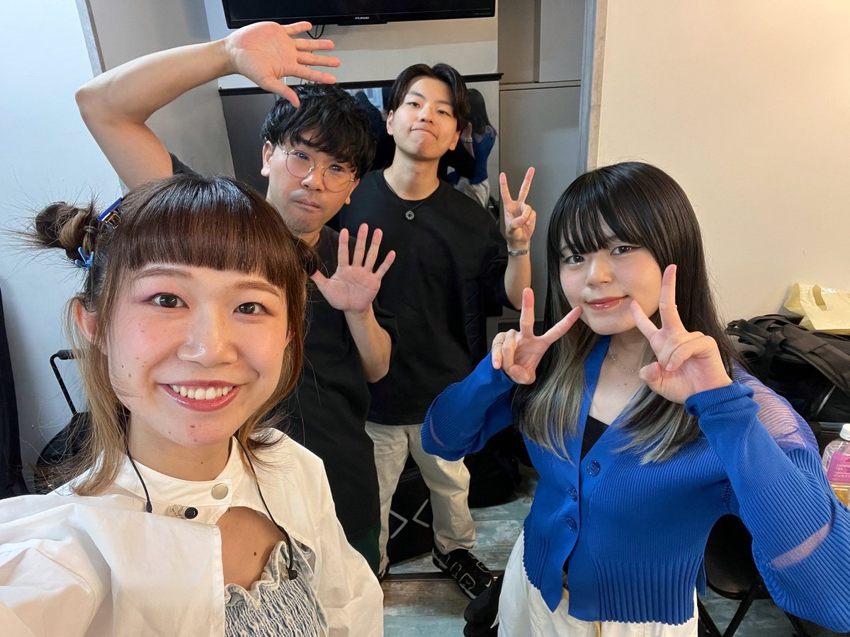 tsuyuirocolor's tweet photo. #スエフェス2024 
ありがとうございました！！！

スーパーカメラマン スエちゃんさんのビッグ��ベントに誘って頂いてありがとうございました🙌
また横浜行きます❤️‍🔥

サポート
Gt.@john5kge 
Dr.@yano_drummer https://t.co/gUr8x4VUCD