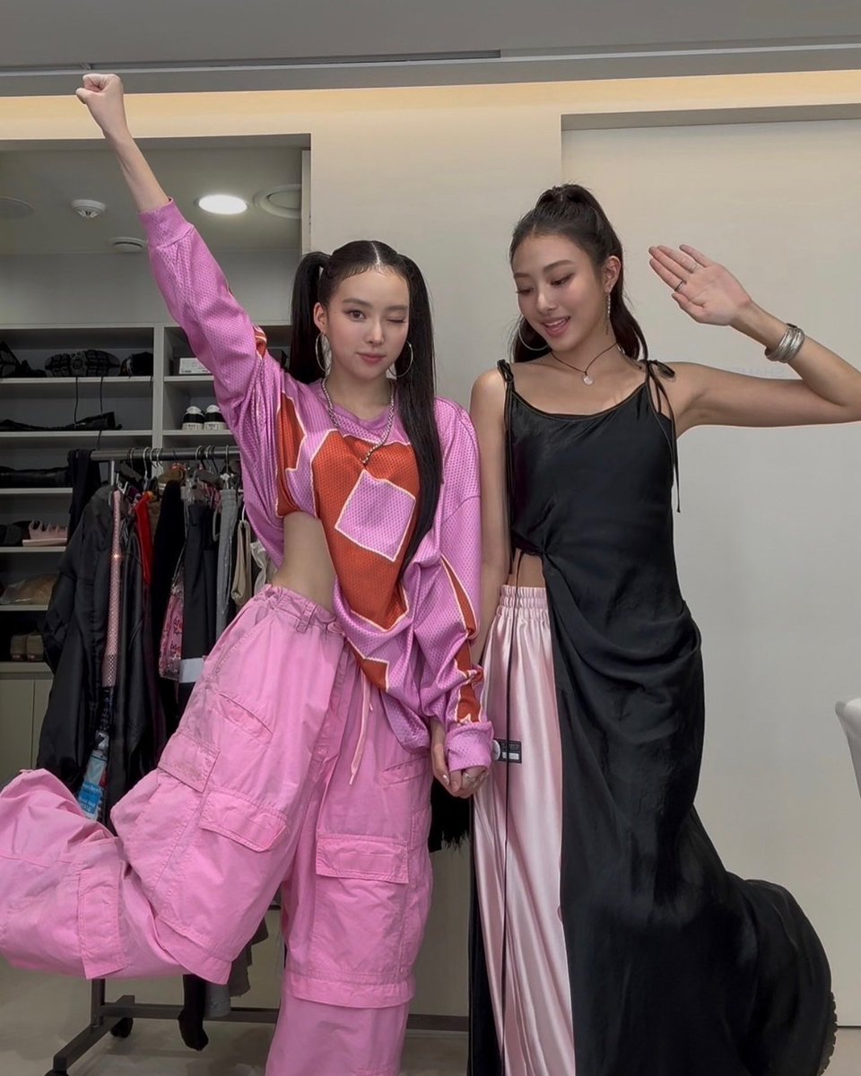 NARIN &amp; GAWON

#MEOVV #미야오