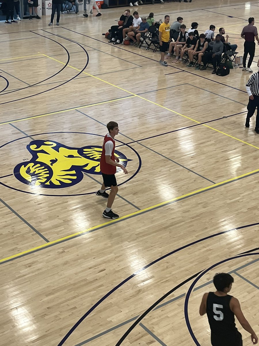 Brian Flinn (@bflinnhoops) on Twitter photo Impressive all-around showing from 2027 wing Aiden Diehl. Rangy 6-foot-6 shooter has been very good with the ball in his hands and made the right reads through pressure. He helped flipped this game for <a href="/cvboyshoops/">CV Boys Basketball 🦅</a> Impressive all-around showing from 2027 wing Aiden Diehl. Rangy 6-foot-6 shooter has been very good with the ball in his hands and made the right reads through pressure. He helped flipped this game for <a href="/cvboyshoops/">CV Boys Basketball 🦅</a>