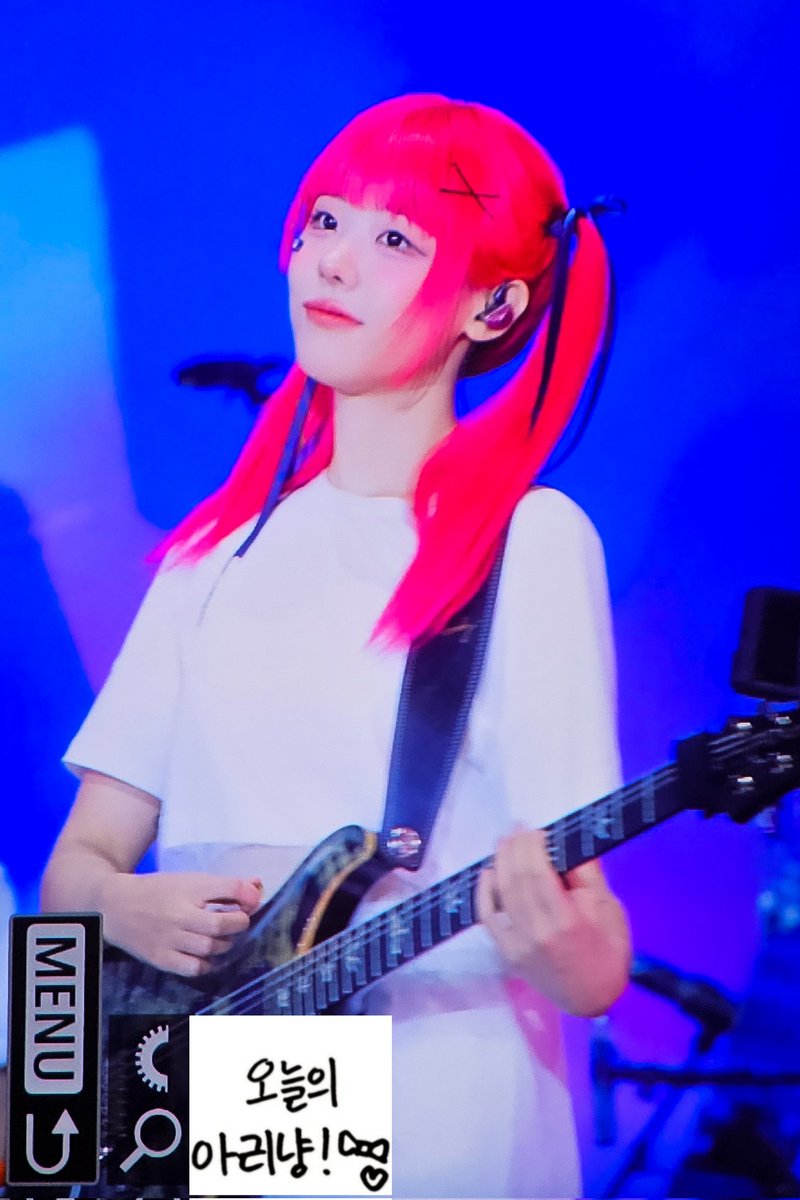 240922 펩시콘서트 pre #히나

누누슴 냥이 ^ㅅ^ 💙🩵

#QWER #냥뇽녕냥 #HINA #ひな
#장나영 @hapycb https://t.co/T51JeTQDCG