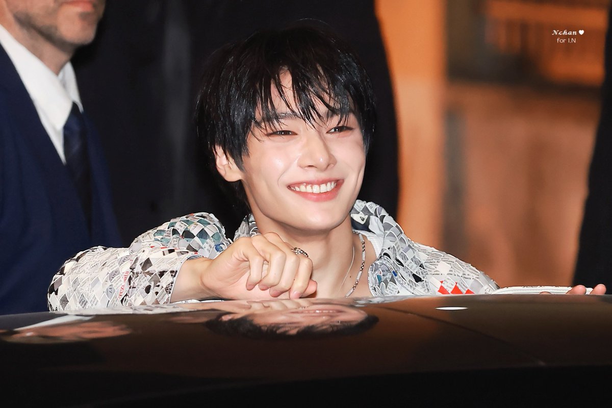 Nchan_IN's tweet photo. 240921 

정말로 빛나고 있어 ㅠㅠㅠㅠㅠㅠ

#StrayKids #스트레이키즈  
#아이엔 #I_N #I_NxBOTTEGAVENETA
#I_NatMFW24 #BottegaVenetaSS25 https://t.co/hT9rGnC7T0