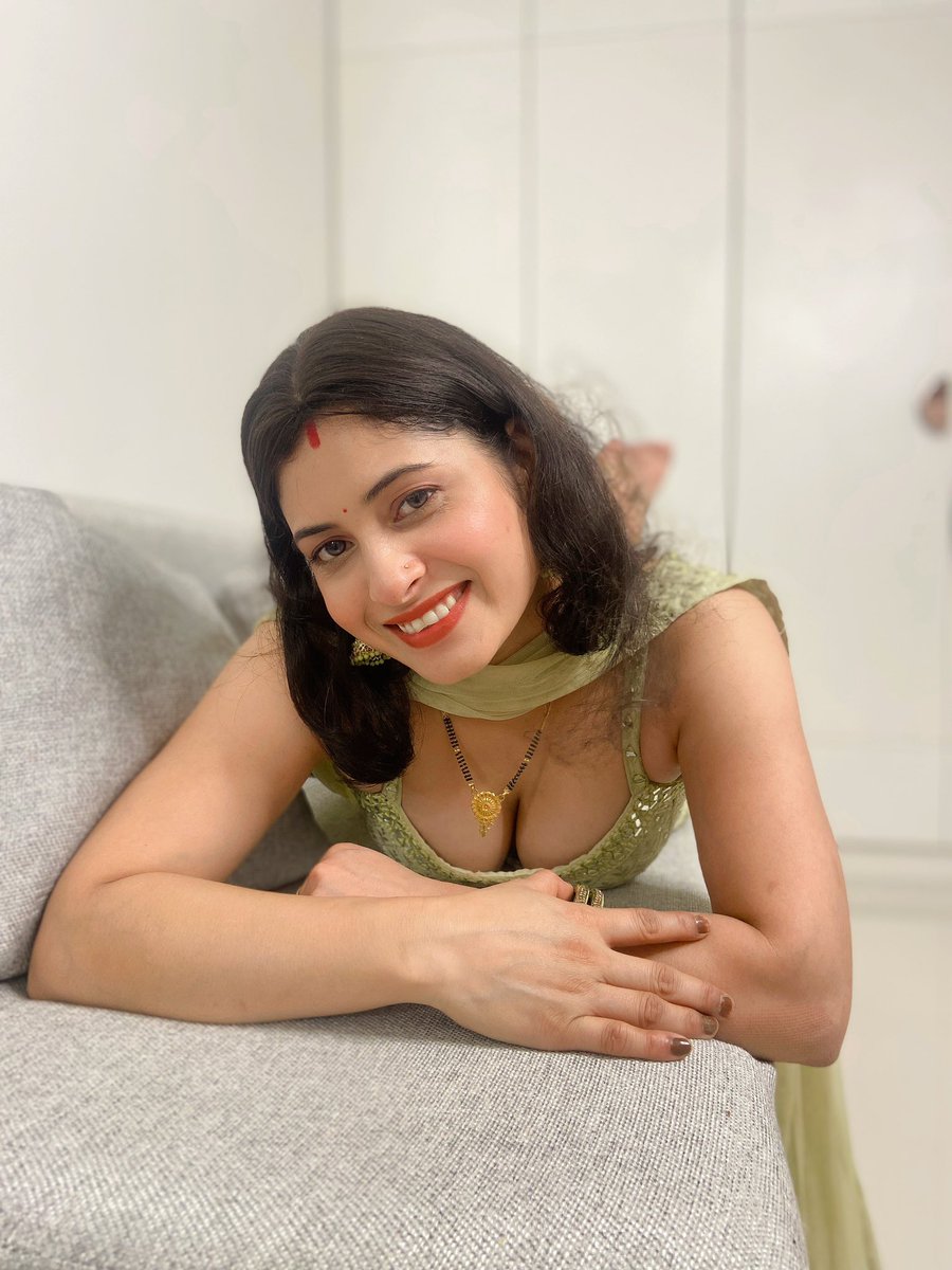 realrenuchandra's tweet photo. t.coO3HIJOSGas 