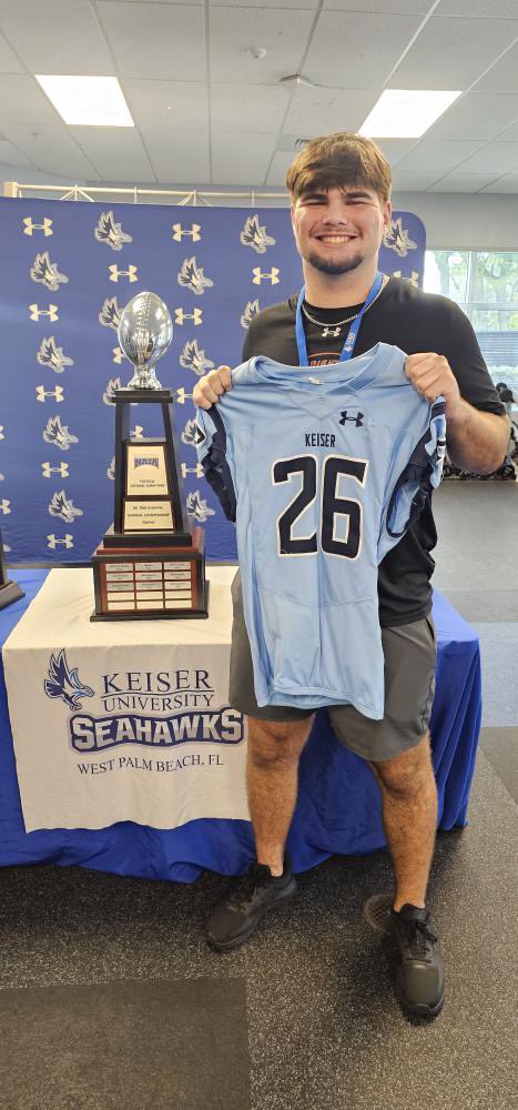 Sebastian Martin (@_sebastianmarti) on Twitter photo Had an amazing time <a href="/KeiserFootball/">Keiser Football</a> yesterday! Thank you to @fredric00438064 for the invite! Go seahawks!🦅🦅
#grit
<a href="/RecruitingBh/">BH Recruiting Assistance</a> <a href="/coach_safer/">Lee Safer</a> <a href="/bhernyscoutguy/">Brian Herny</a> <a href="/Coach_McIntyre/">Coach Sean McIntyre</a> <a href="/CHSFLRecruiting/">Creekside Football Recruiting</a> <a href="/Creekside_fb/">CREEKSIDE FOOTBALL</a> Had an amazing time <a href="/KeiserFootball/">Keiser Football</a> yesterday! Thank you to @fredric00438064 for the invite! Go seahawks!🦅🦅
#grit
<a href="/RecruitingBh/">BH Recruiting Assistance</a> <a href="/coach_safer/">Lee Safer</a> <a href="/bhernyscoutguy/">Brian Herny</a> <a href="/Coach_McIntyre/">Coach Sean McIntyre</a> <a href="/CHSFLRecruiting/">Creekside Football Recruiting</a> <a href="/Creekside_fb/">CREEKSIDE FOOTBALL</a>