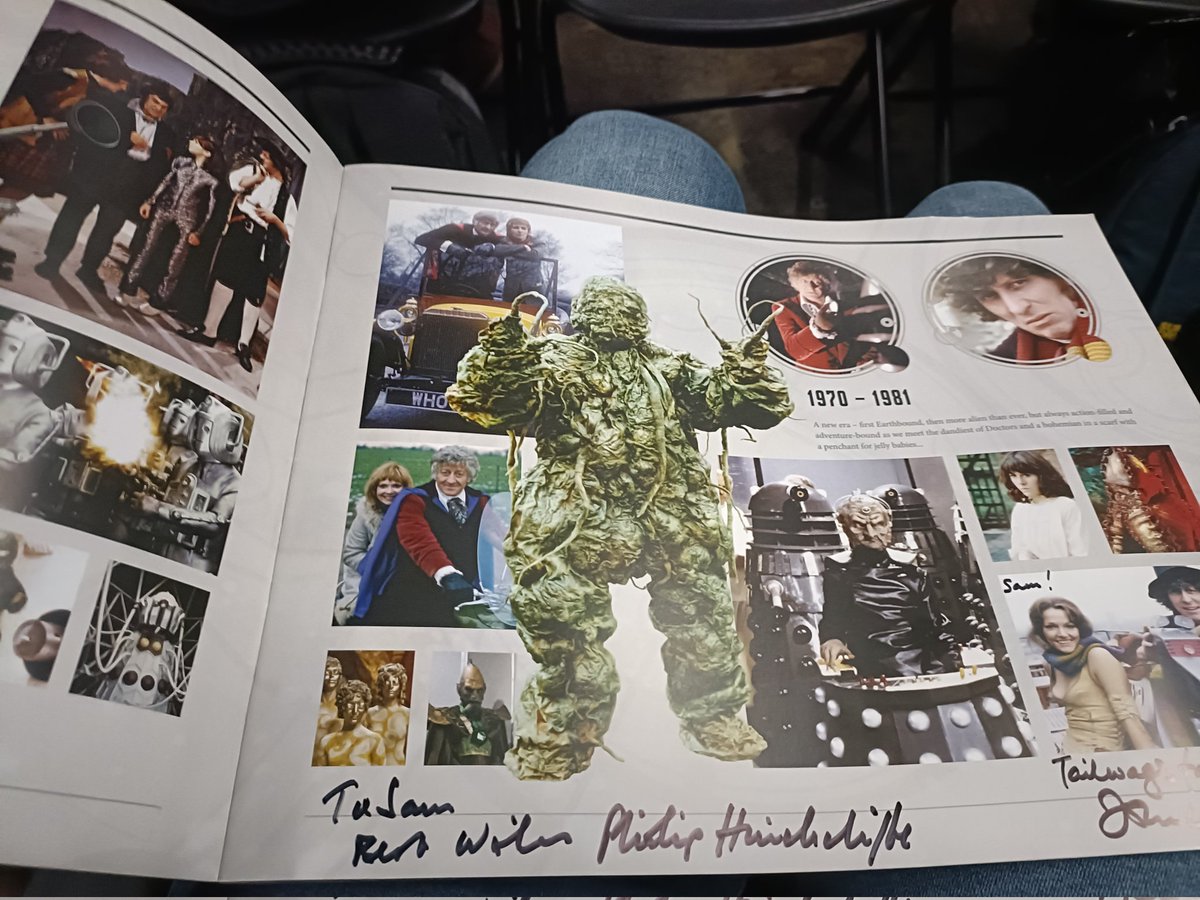 tardiselliot's tweet photo. Philip Hinchcliffe signature added to my book #Who77 #DoctorWho https://t.co/T1up1eJXH6