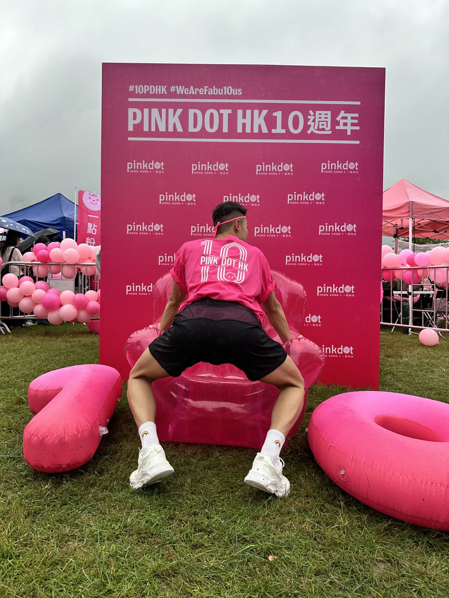 womeilung's tweet photo. X 版
放點不一樣的
Pink dot hk 10 周年!
#pinkdot #pinkdot10 #10pdhk https://t.co/CSSvtGCSUU