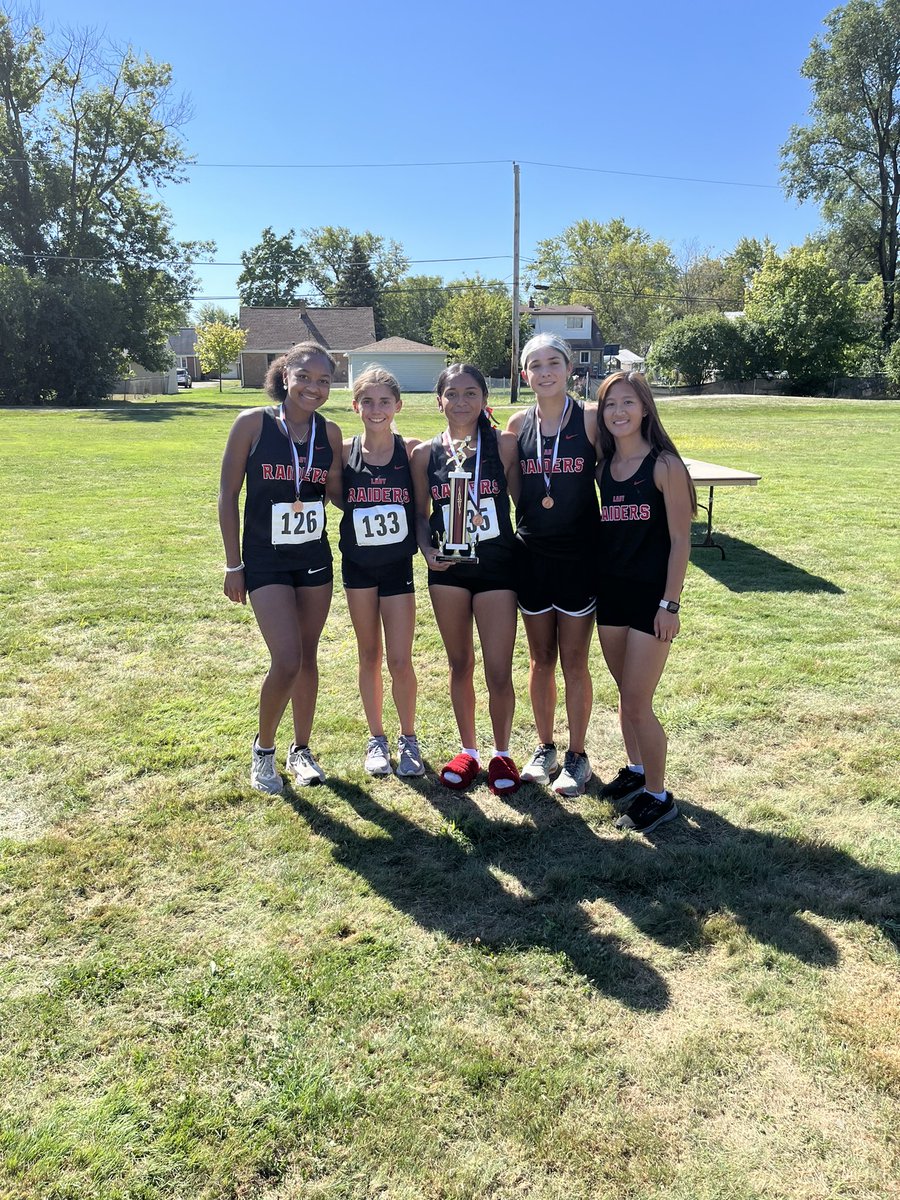 BHS XC and Track & Field tweet media