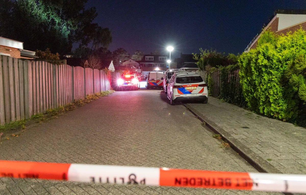 Gewonde bij steekpartij Hoofddorpse parkeerplaats dlvr.it/TDXyWz