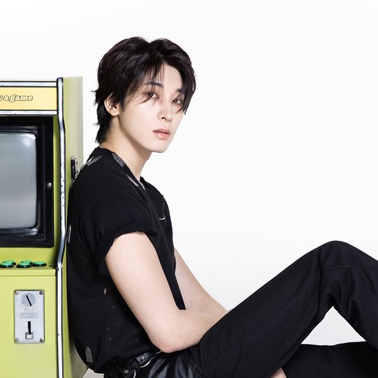 wwlake's tweet photo. ㄷㄷ 이 컷 진심 개좋은데 https://t.co/VrA6hNl5b9