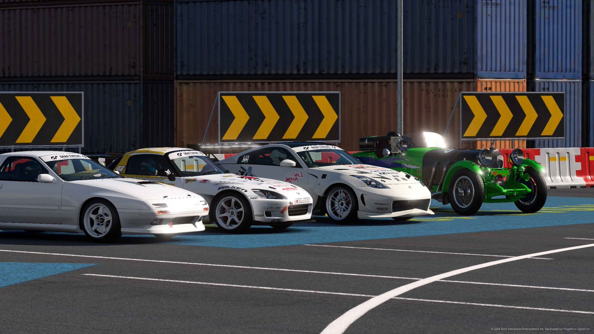 「頑張って運営してよかった！」と毎回思わせられます。
皆様も、ドリフェスというたかだか個人が主催してる、特にスポンサーも商品もない大会のためだけに、真剣にクルマを選び、セッティングを取り、準備し、参加していただいて本当にありがとうございました。 (続)

#GTDriftFes