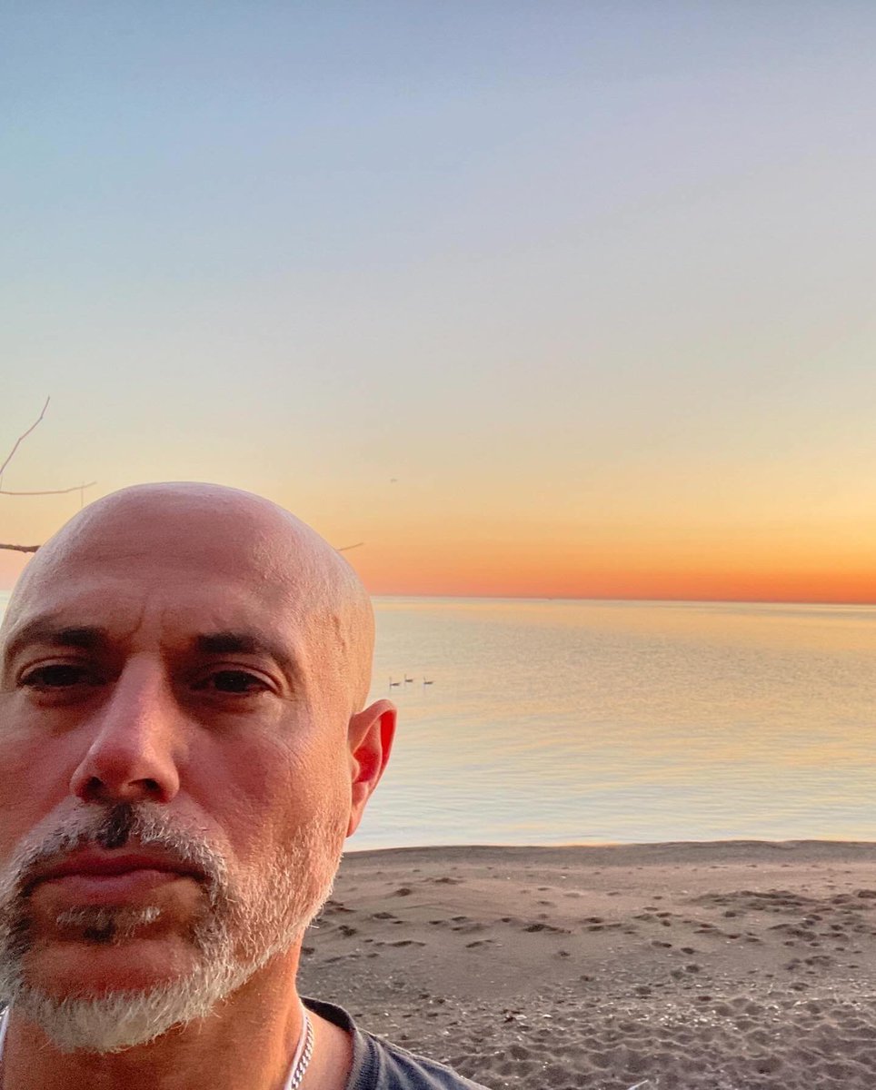 TheoCosmosophia's tweet photo. Poetics of the Apocalypse at my Autumn Equinox retreat, The Great Reimagining. Thanks to Siena Retreat Center for hosting me. https://t.co/ygAryarJoQ