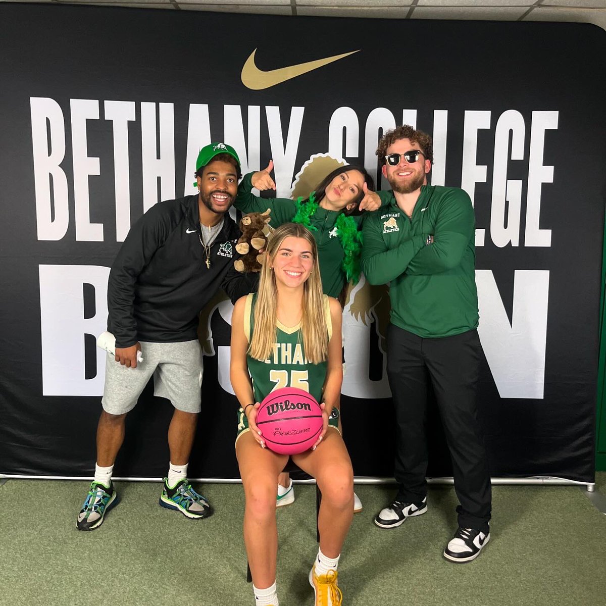 Ally Thomas tweet media