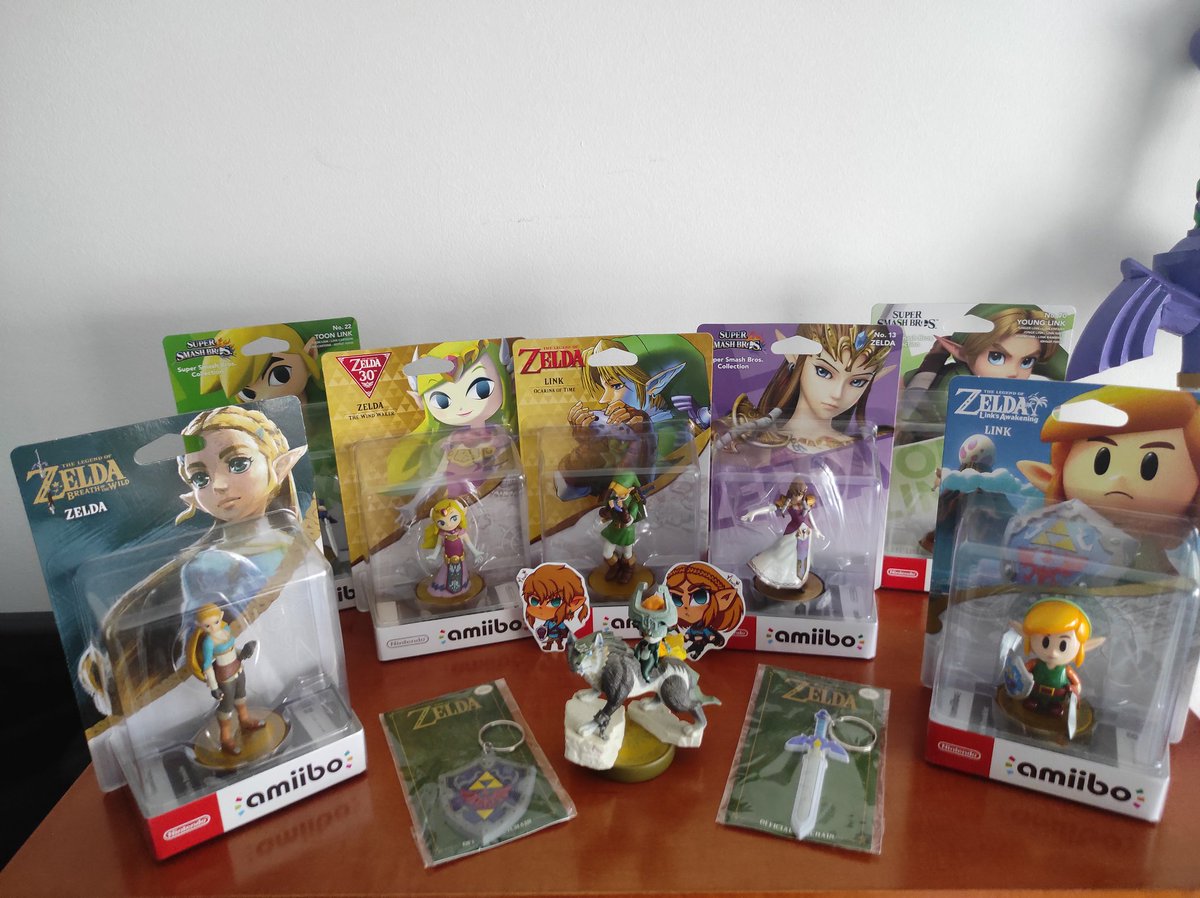 OneArisato's tweet photo. Do you love Zelda? Cause I sure do 💚💙
#wortenzeldaechoes https://t.co/YxMPpLPVoE