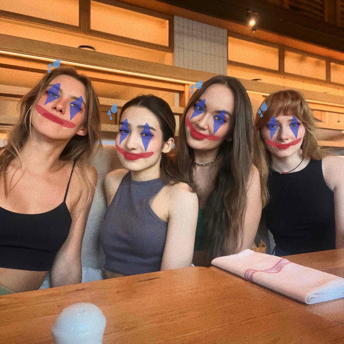 cryptogirls_eth's tweet photo. RETARDIO IS A GIRL COIN 🤡🦶🦶🦶🦶🦶 https://t.co/VSaB95aI3O