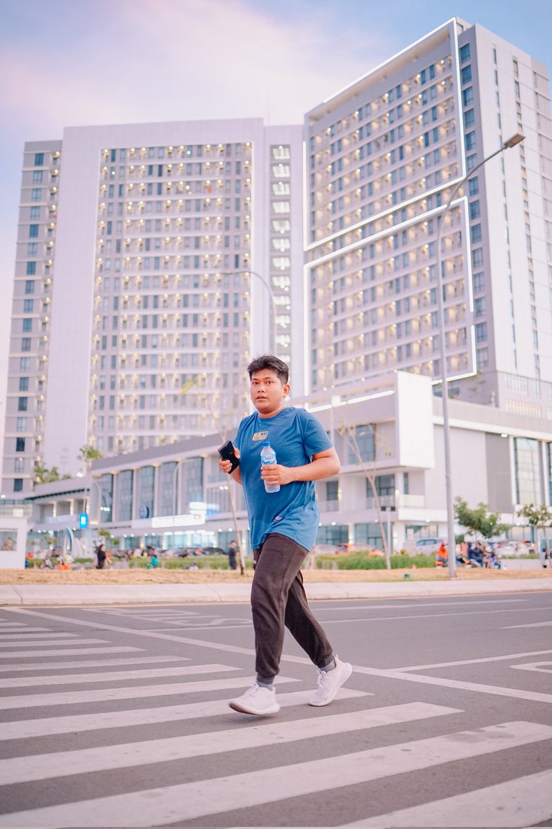 Arifandyyy's tweet photo. 🏃‍♂️🏃‍♂️🏃‍♂️ https://t.co/88Ie2sijGi