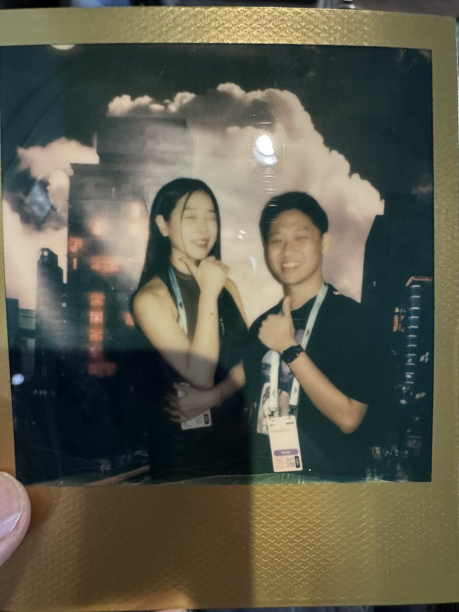 MisoxShiru's tweet image. Thanks for letting me bum out at your booth yesterday @NeoParadigmEnt at #TwitchCon 

Loved meeting with @theKoalaKoa @ArielAces and @SangaYonini and also walked away with a souvenir!