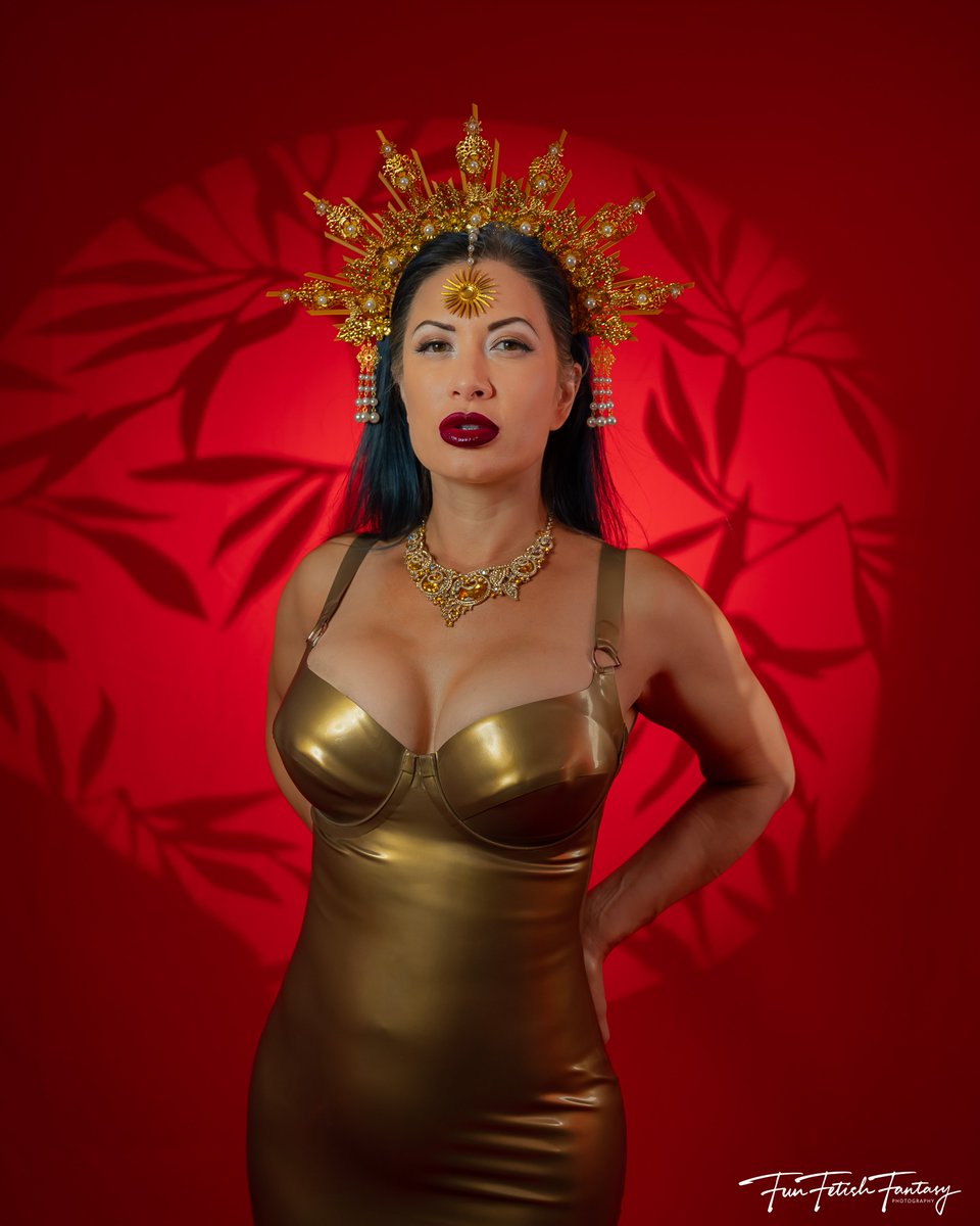 SirMasterMarc (@sirmastermarc) on Twitter photo 2024-07-21 : Photo Shoot with EurasianDomina
Beauty in Gold
๐ธ @sirmastermarc
Model : <a href="/EurasianDomina/">Miss Jasmine</a>
#SirMasterMarc #EurasianDomina #FunFetishFantasy #Latex #Gold #GoldDress 2024-07-21 : Photo Shoot with EurasianDomina
Beauty in Gold
๐ธ @sirmastermarc
Model : <a href="/EurasianDomina/">Miss Jasmine</a>
#SirMasterMarc #EurasianDomina #FunFetishFantasy #Latex #Gold #GoldDress