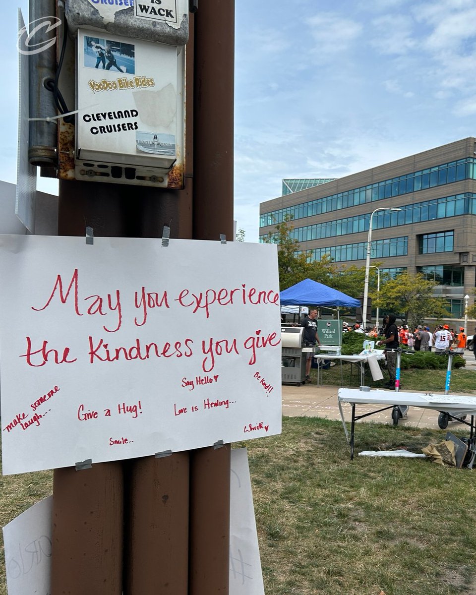 CavsCare's tweet photo. Today, we teamed up with the Veteran’s Assurance Network and NEOPAT to sponsor the Rally Against Suicide as part of Veteran Suicide Awareness &amp; Prevention Day. Everyone was invited to leave a message of positivity to stand together and help break the stigma to save lives. https://t.co/4xx4EzTGW7