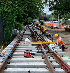JTrackLLC's tweet image. J-Track is installing the new third track from Hicksville to Floral Park as part of the $2.6 billion LIRR Main Line Expansion Project. This work aims to reduce congestion, enhance safety, and improve rail reliability! 🚄#RailExpansion #InfrastructureDevelopment