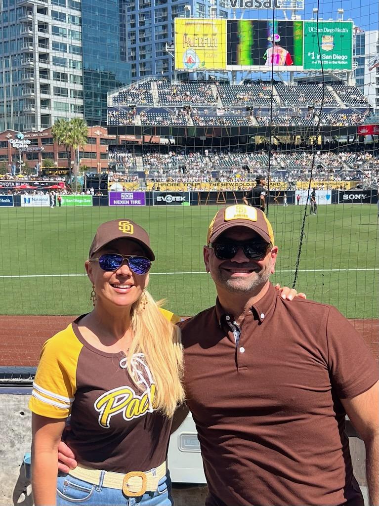 granab81's tweet photo. #ForTheFaithful #LFGSD ⚾️🇺🇲👊🏽 https://t.co/0fMLgcWEjc