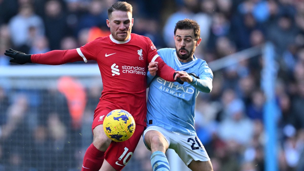 AnythingLFC_'s tweet photo. Bernardo Silva on #LFC rivalry:

“The difference between the rivalry with Arsenal and Liverpool? Maybe it's that Liverpool have already won a PL and Arsenal haven't. That Liverpool have won a CL and Arsenal haven't. And that Liverpool always face us with the intention of winning the game." #MCIARS