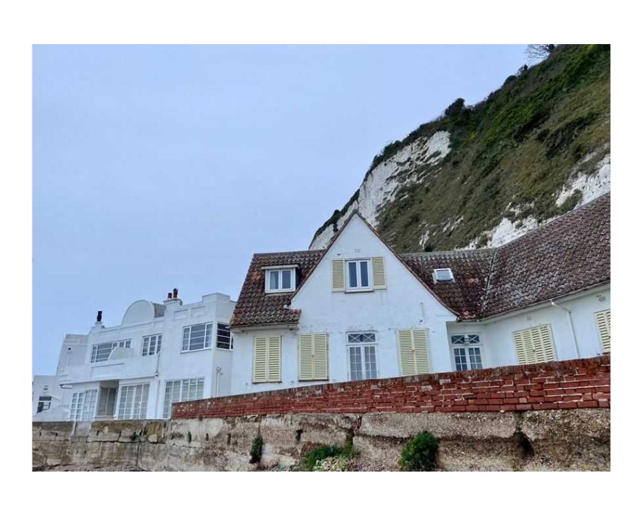 Kent Maps Online (@kentmaps1) on Twitter photo Nice shot of Noel Coward's house holding up the cliff - it would be a shame if it fell and damaged that lovely brick wall. kent-maps.online/20c/20c-coward… <a href="/DanielDVince/">Daniel Vince</a> Nice shot of Noel Coward's house holding up the cliff - it would be a shame if it fell and damaged that lovely brick wall. kent-maps.online/20c/20c-coward… <a href="/DanielDVince/">Daniel Vince</a>