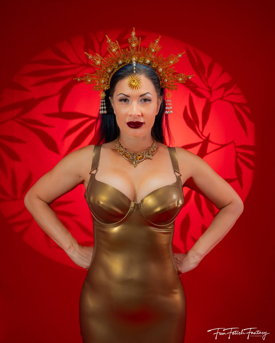 SirMasterMarc (@sirmastermarc) on Twitter photo 2024-07-21 : Photo Shoot with EurasianDomina Beauty in Gold
๐ธ @sirmastermarc
Model : <a href="/EurasianDomina/">Miss Jasmine</a>
#SirMasterMarc #EurasianDomina #FunFetishFantasy #Latex #Gold #GoldDress 2024-07-21 : Photo Shoot with EurasianDomina Beauty in Gold
๐ธ @sirmastermarc
Model : <a href="/EurasianDomina/">Miss Jasmine</a>
#SirMasterMarc #EurasianDomina #FunFetishFantasy #Latex #Gold #GoldDress