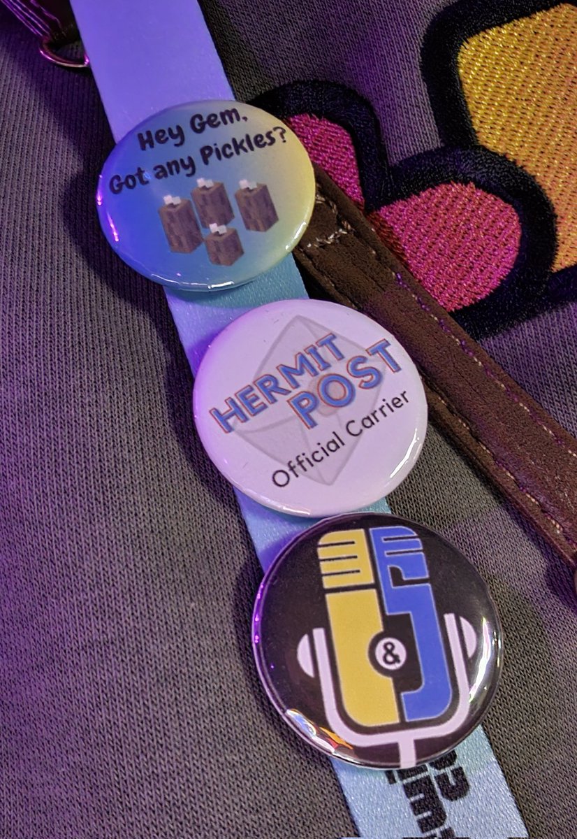 NightCur's tweet photo. I'm the artist for the Eefo sticker :D
If you'd like updates on when the sticker will be available, feel free to favourite my shop for when I'm back from TwitchCon!
https://t.co/FNkzHZY1sl
#smallishbeans #eefo #twitchcon https://t.co/s08ivZw4Pq