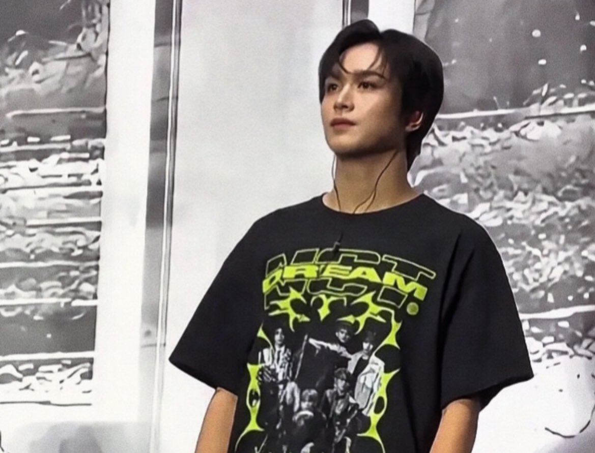 ً (@hclooks) on Twitter photo 