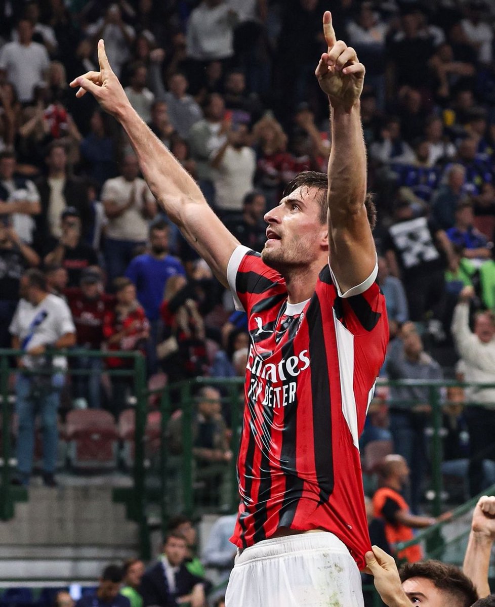 MATTEOOOOO!!❤️🖤

#SempreMilan 🔥🔥