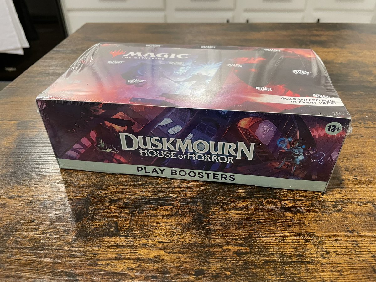 Got a #Duskmourn booster box and the last #MagicTheGathering booster opening stream was a blast!

Plus, friendo and MtG smart guy @FrisKerderer is back with more insights and info. 

Join us at 6 pm Pacific! 

dan_Servo on Twitch