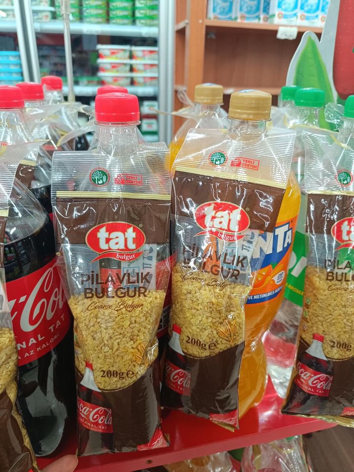haanozz's tweet photo. 📌 Coca-Cola markasının değer kaybına ticari destek veren tat markasını ve sahibini kınıyorum.

Sizi verdiği destek yetmeyince hediye ürünlere Coca Cola logosu ekleyerek tarafını ortaya koyan Tat markası ve Memişoğlu Grubu Boykot'a davet ediyorum.
@tatbakliyat
@tatbakliyat https://t.co/9sI4C2m21n