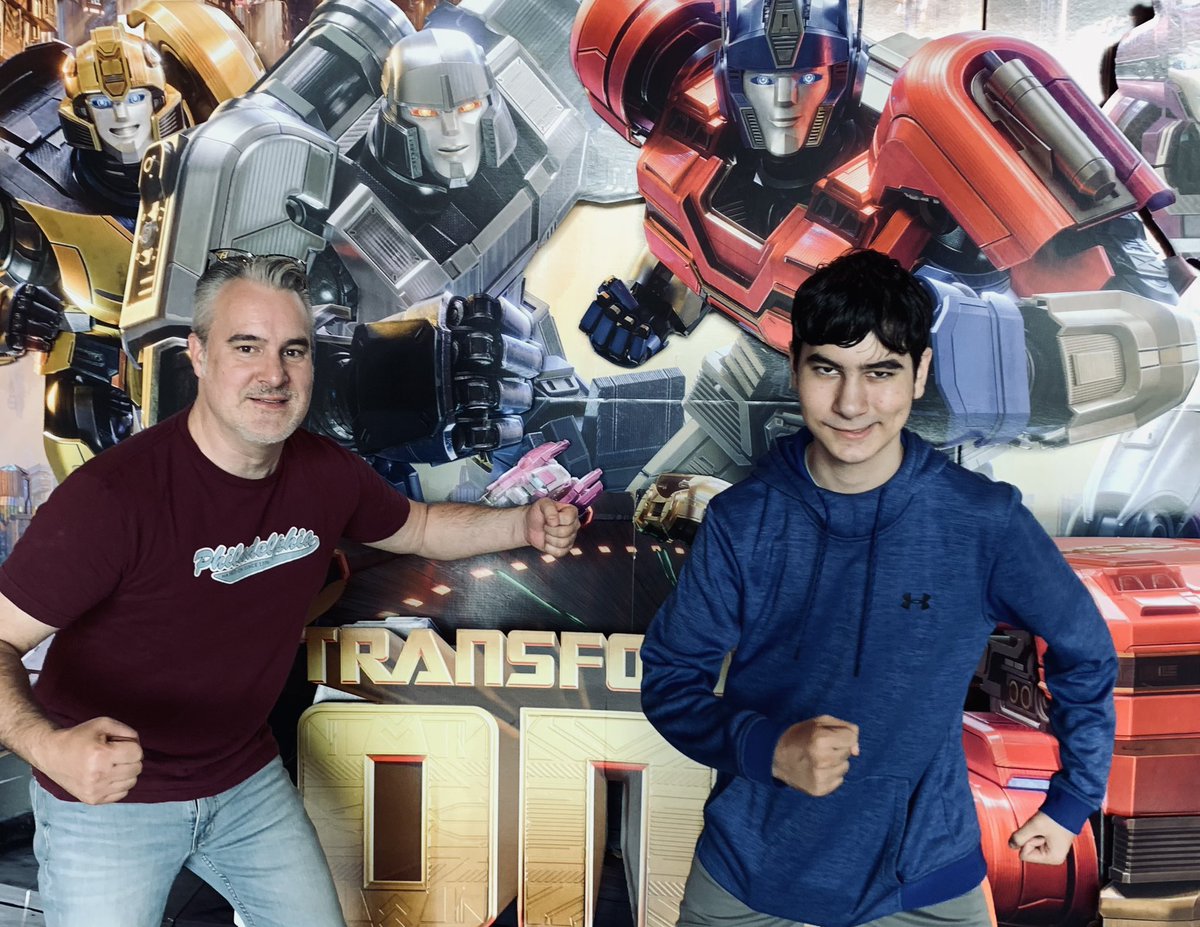 thejoekucharski's tweet photo. Transforming and rolling out. Dude.
#nowwatching🎬 #transformersmovie #transformersone #transformandrollout #tillallareone https://t.co/IO3595f46l