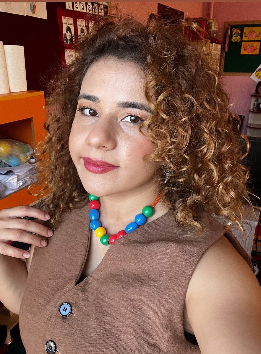 2024-2025 eğitim öğretim yılına el emeği kolye hediyeleriyle başladık. 🌸