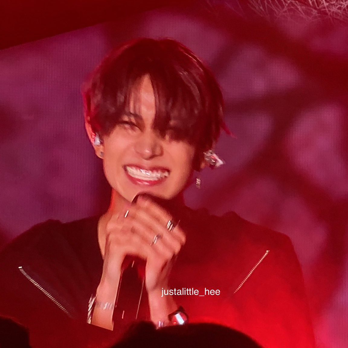 When is HEESEUNG the cutest?
🦮: When he smiles very, very, brightly and happily 

I couldn’t agree more🥹✨