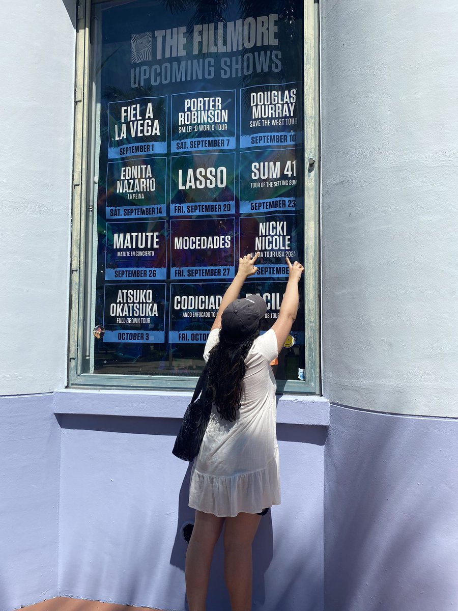 Valwalkc's tweet image. Esperando a la reina @Nicki_Nicole19 🎉 #NickiNicole #Miami #Thefillmore