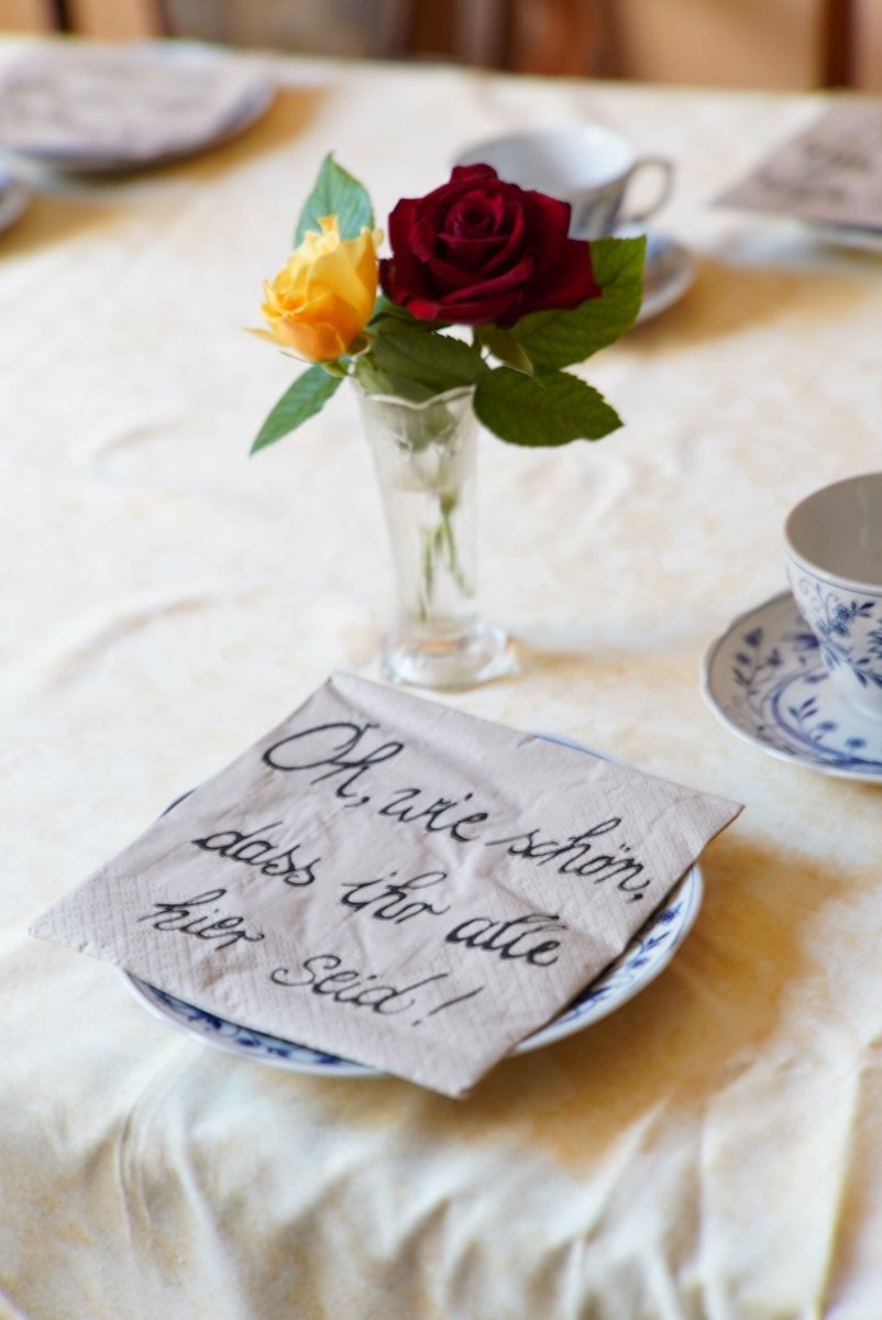 DaisyMirollin tweet media