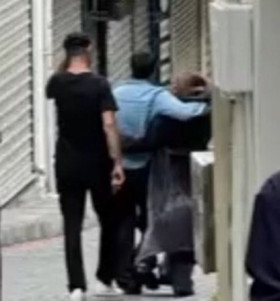 Sevgilinle şöyle kolkola gezmek var bi hayalimiz…
#AfRam