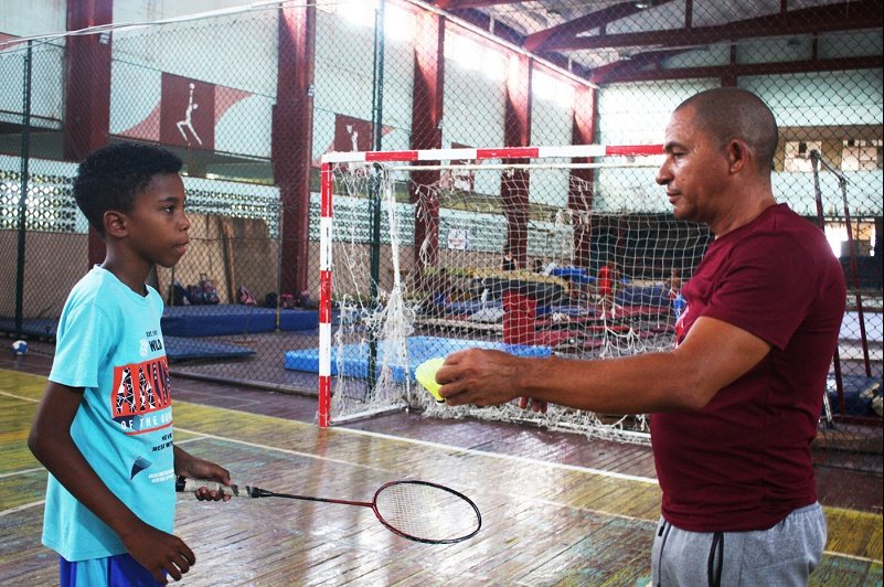#DeporteCubano🇨🇺 

Nuestro corresponsal en #Holguín, <a href="/Narr1982/">Nelson Alejandro</a> reporta sobre las EIDE en #Cuba, donde también se forman estudiantes en situación de discapacidad, como en la de #Holguín, donde cuatro deportes los incluyen en sus matrículas
#CubaInspira 

juventudrebelde.cu/deportes/2024-…
