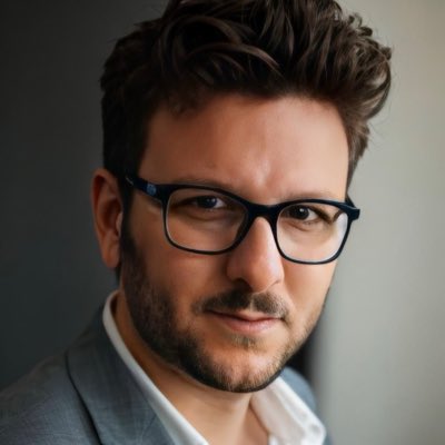 Cenzaccio's tweet photo. #NuovaFotoProfilo https://t.co/LcvBp0O83B