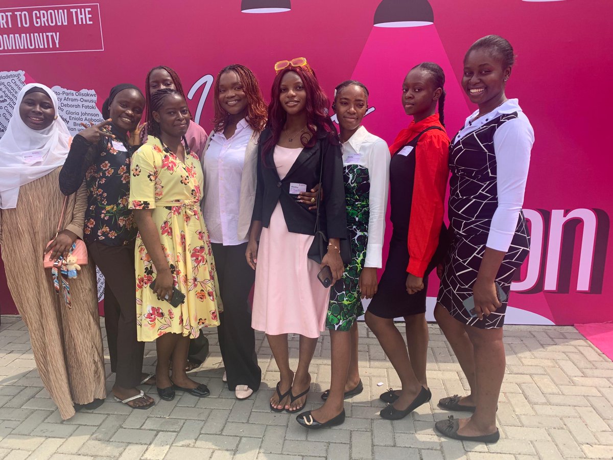 How we pulled up to SCASummit24 yesterday!. It was definitely a blast, being in the room with hundreds of talented women in pink
We learnt so much and the highlight was definitely when one of our own <a href="/Mhiiiide/">Ayomide</a> won a laptop for free!

Thank you @shecodeafrica @kolokodess <a href="/ukdevv/">ada uwa nile</a>