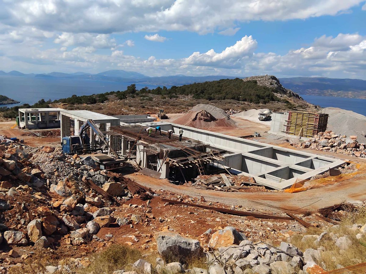 spispil's tweet photo. ΥΔΡΑΣ  ΠΟΛΙΤΕΙΑ: Σε εξέλιξη ένα από τα μεγαλύτερα έργα στην ιστορία... https://t.co/0Nhu3xxoZA https://t.co/fKKi1No07v